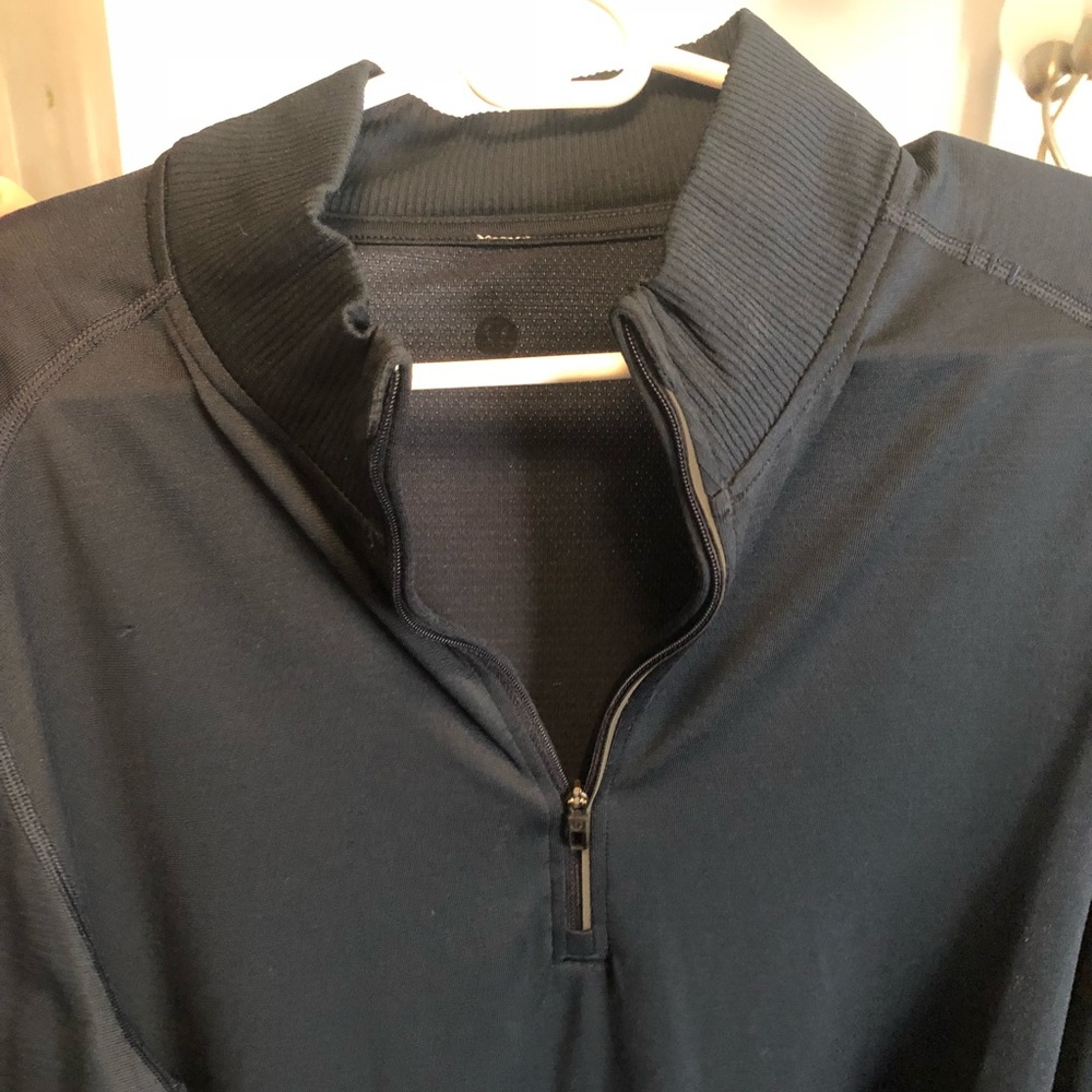 Lululemon men’s quarter-zip pullover